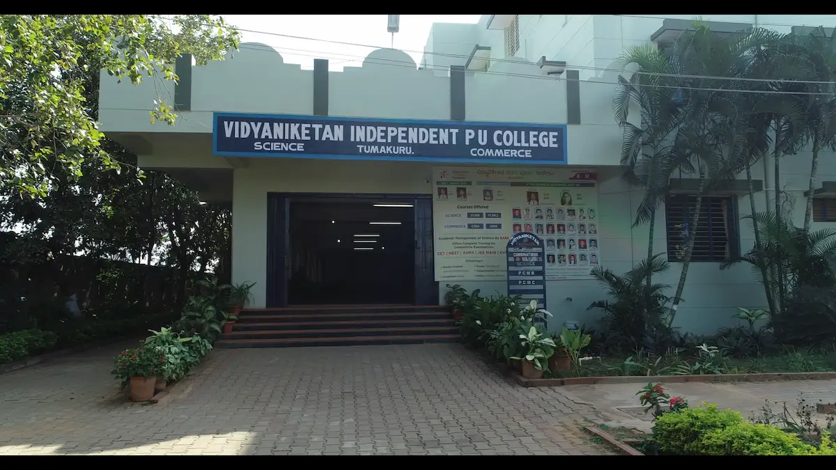 Vidyaniketan Independent PU College